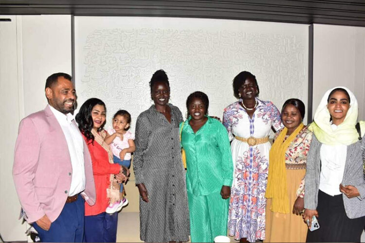 مركز “الجمهورية” ينظم اربعة عروض للمخرجة الجنوب سودانية اكوال جون قرنق