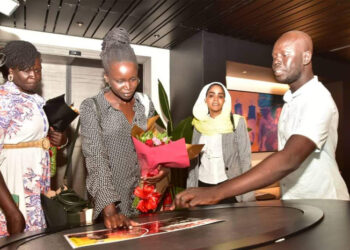 مركز “الجمهورية” ينظم اربعة عروض للمخرجة الجنوب سودانية اكوال جون قرنق