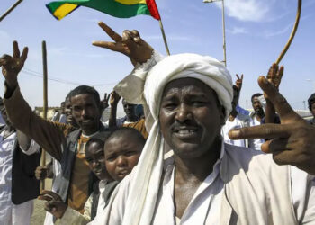 يعتبر شعب البجا من المكونات المجتمعية والثقافية الفريدة في كلّ من السودان ومصر. عانى البجا بشكلٍ كبير من الإهمال والتهميش.