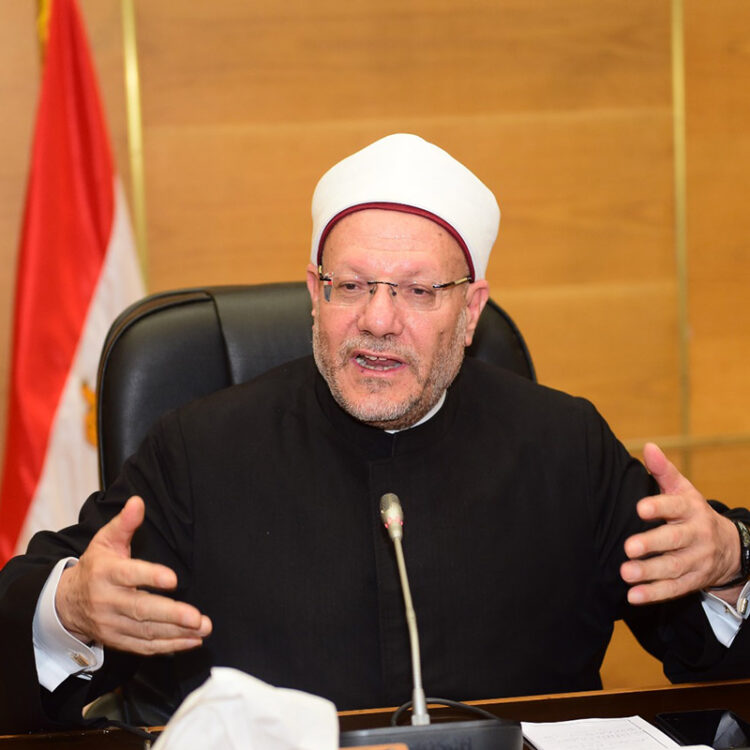 مفتي الديار المصرية يتحدث عن الوسطية في الإسلام خلال ندوة بجامعة سوهاج