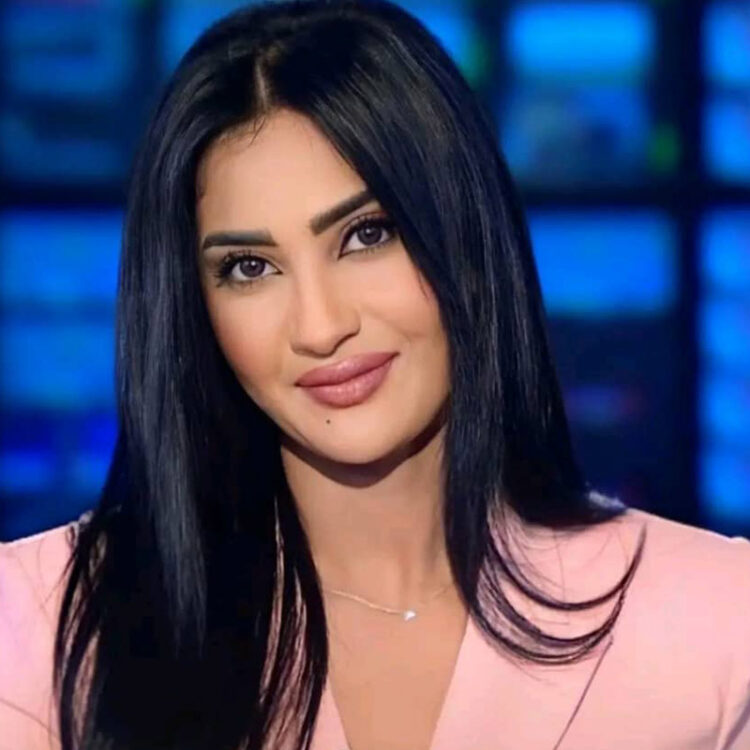 الآلاف يلغون متابعتهم لتسابيح خاطر على “فيسبوك”.. لهذا السبب