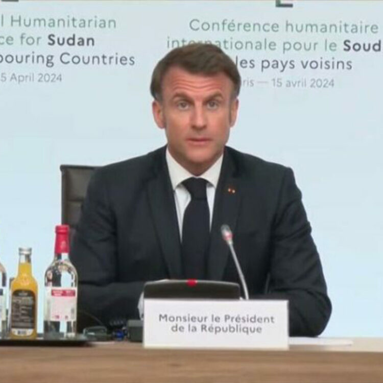 ماكرون يدعو إلى إنهاء الدعم الإقليمي لأطراف النزاع في السودان