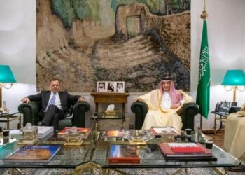 المبعوث الامريكي يصل الرياض ويلتقي نائب الخارجية السعودي ويبحثات القضية السودانية